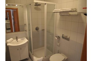 Šeiminis pensionas Rab 12